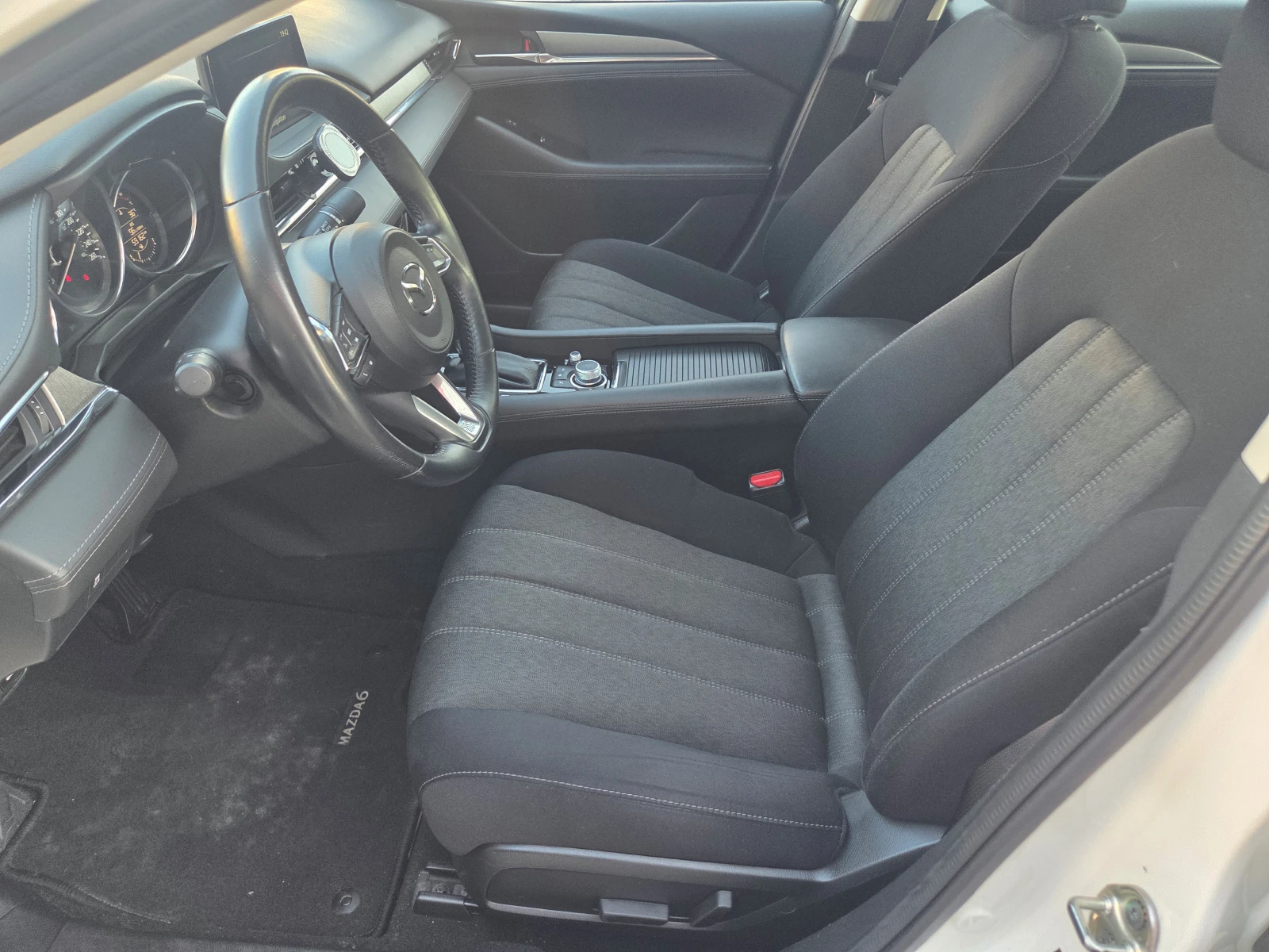 Mazda 6 2.5i/Skyactive-G/AT/Navi/Камера, снимка 10 - Автомобили и джипове - 55491937