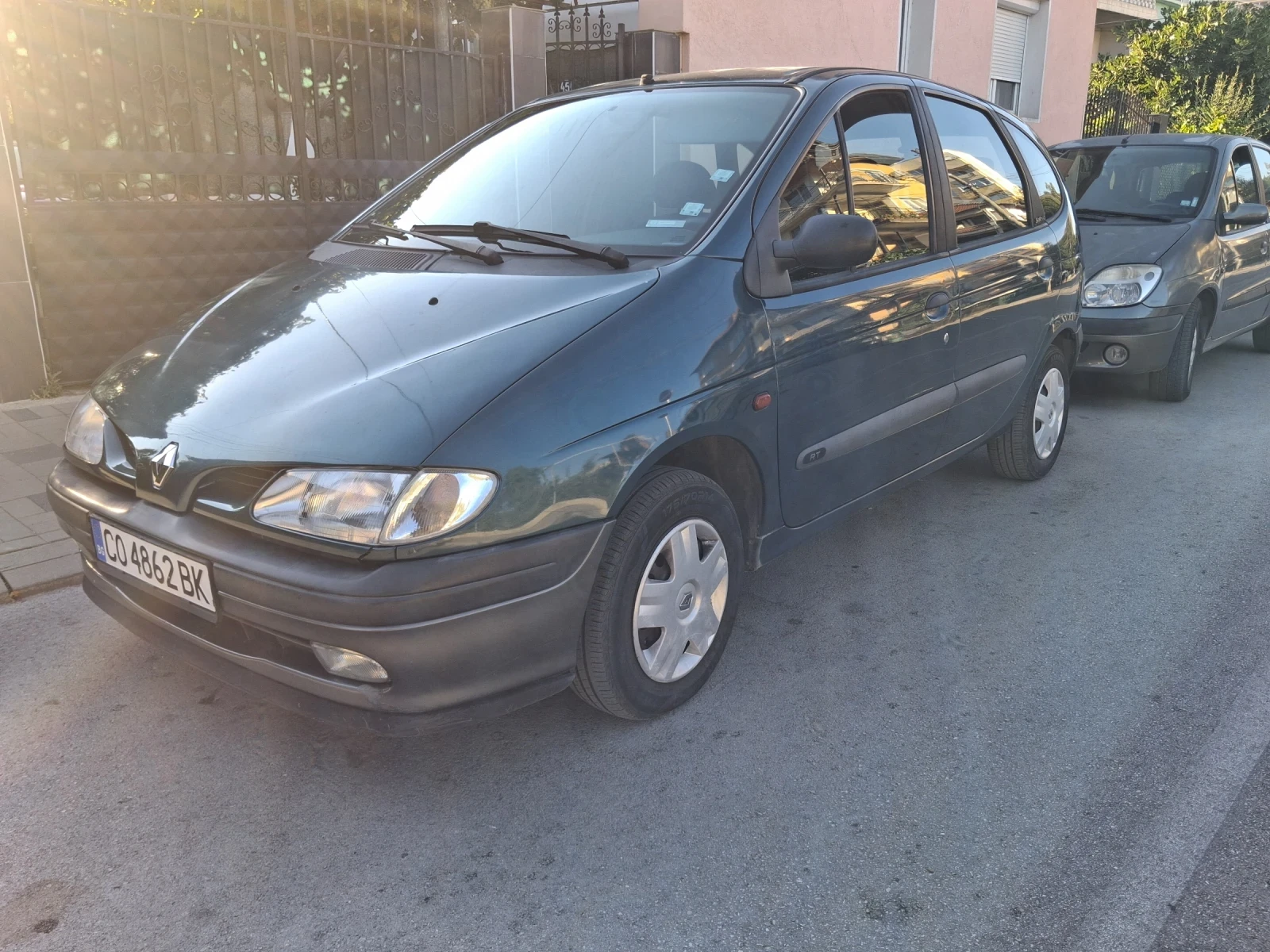 Renault Scenic 1.6 90кс Klima