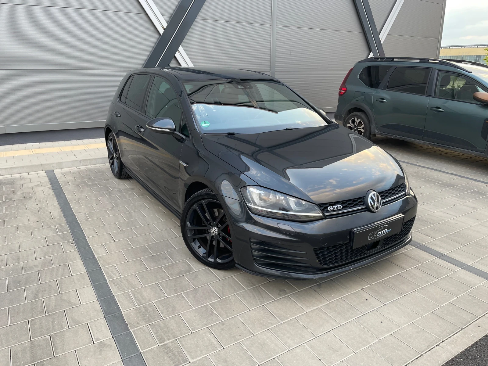 VW Golf 2.0 GTD / 184к.с/ Distronic , снимка 2 - Автомобили и джипове - 55827384