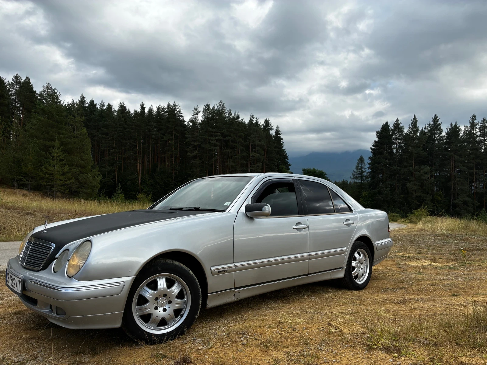 Mercedes-Benz E 220 2, 2 CDI, снимка 2 - Автомобили и джипове - 55848266