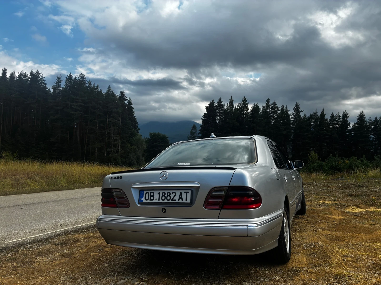 Mercedes-Benz E 220 2, 2 CDI, снимка 4 - Автомобили и джипове - 55848266