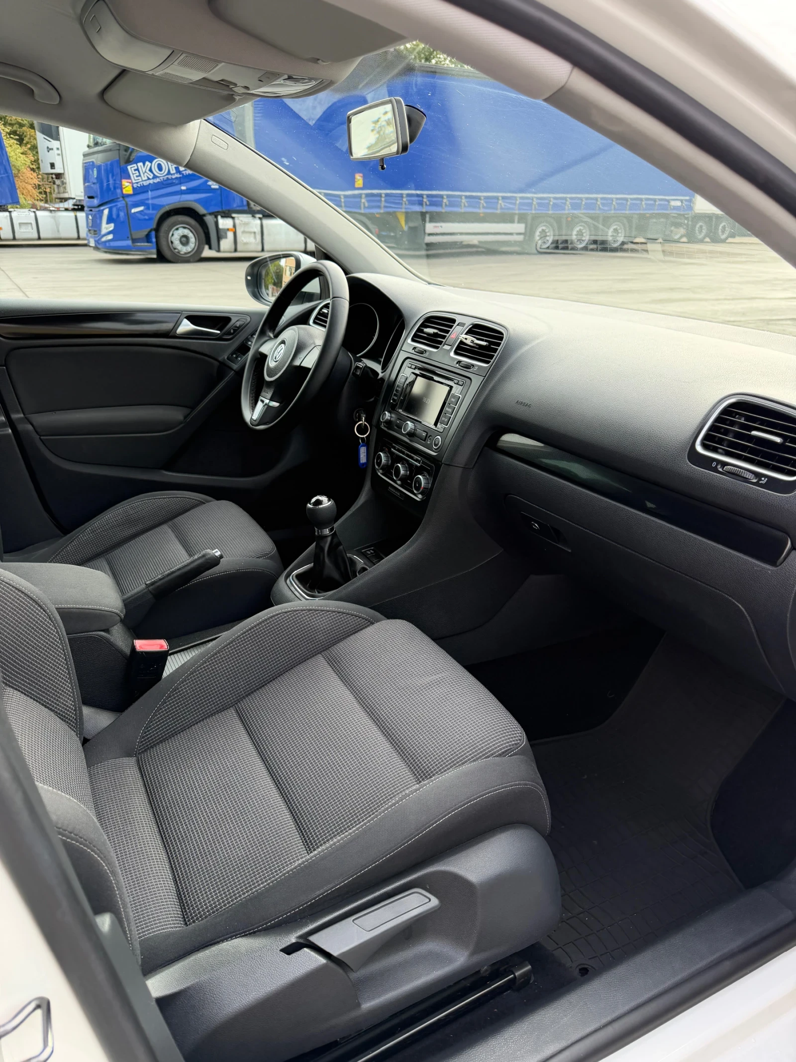 VW Golf 6* 2.0 TDI* ����* ��������* �������* ��� ��������� | Mobile.bg � ����������� 13