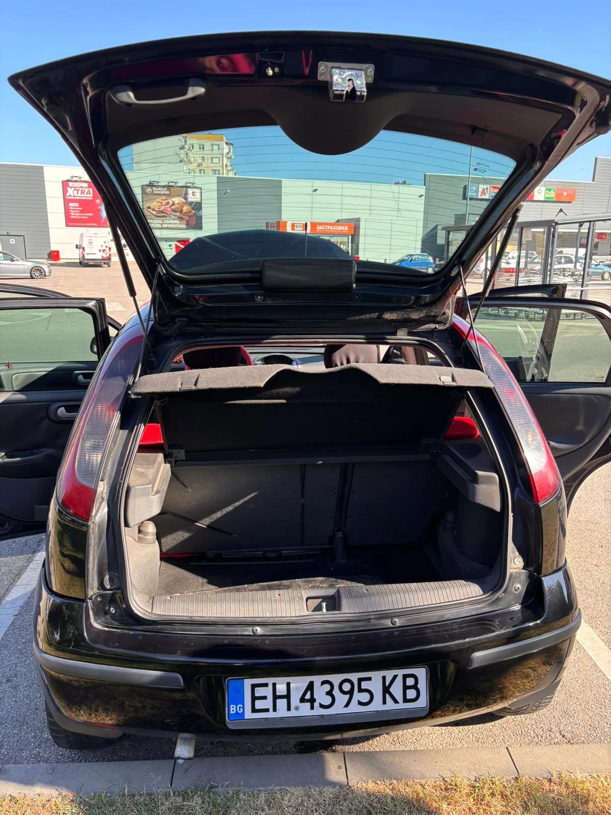 Opel Corsa 05г.1, 7-100к.с.РЕГИСТРИРА А , ВСИЧКО ПЛАТЕНО, снимка 10 - Автомобили и джипове - 56123906