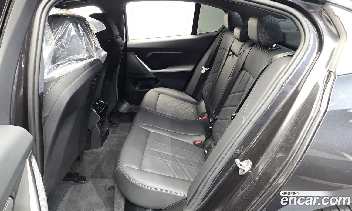 BMW 520 520i, снимка 17 - Автомобили и джипове - 56157024