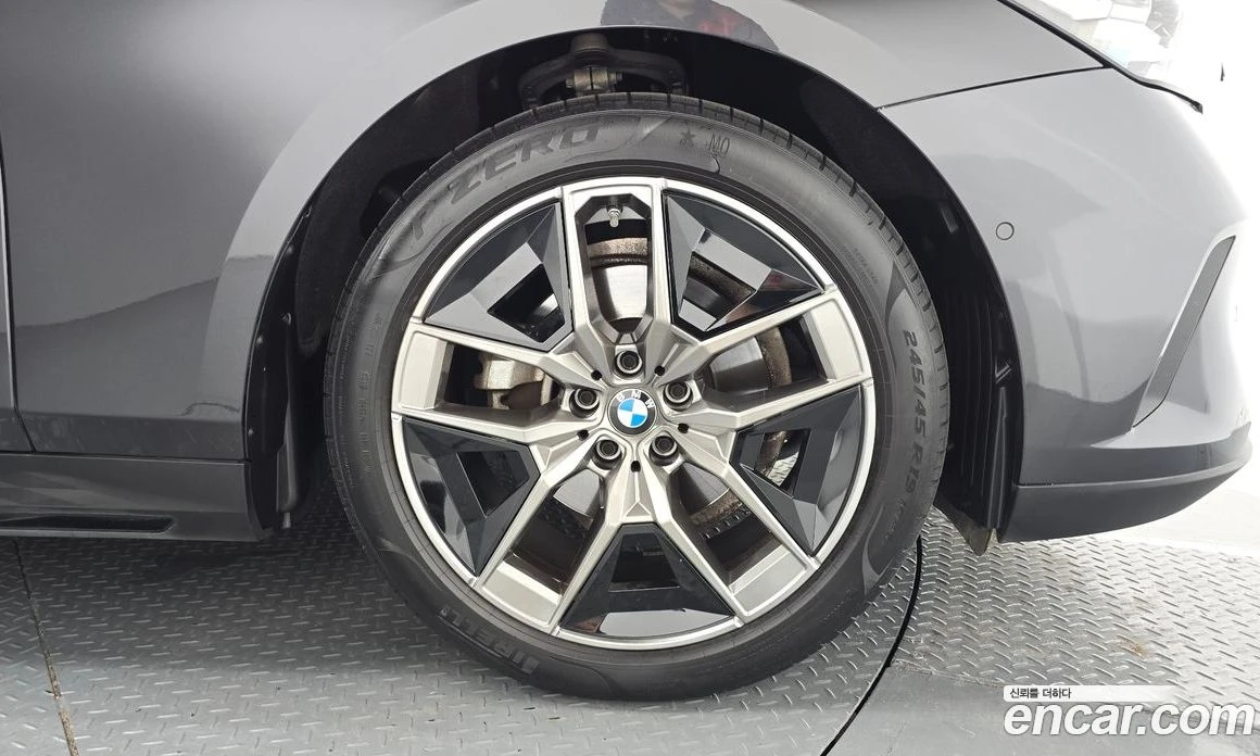 BMW 520 520i, снимка 7 - Автомобили и джипове - 56157024
