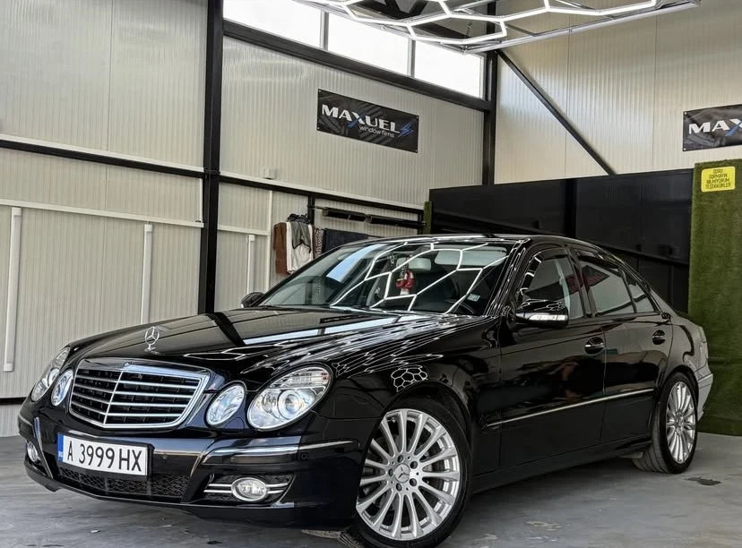 Mercedes-Benz E 320