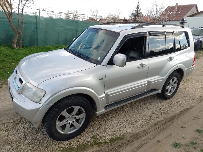 Mitsubishi Pajero, снимка 3 - Автомобили и джипове - 49512069