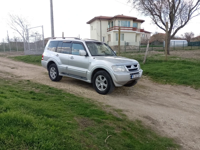 Mitsubishi Pajero, снимка 7 - Автомобили и джипове - 49512069