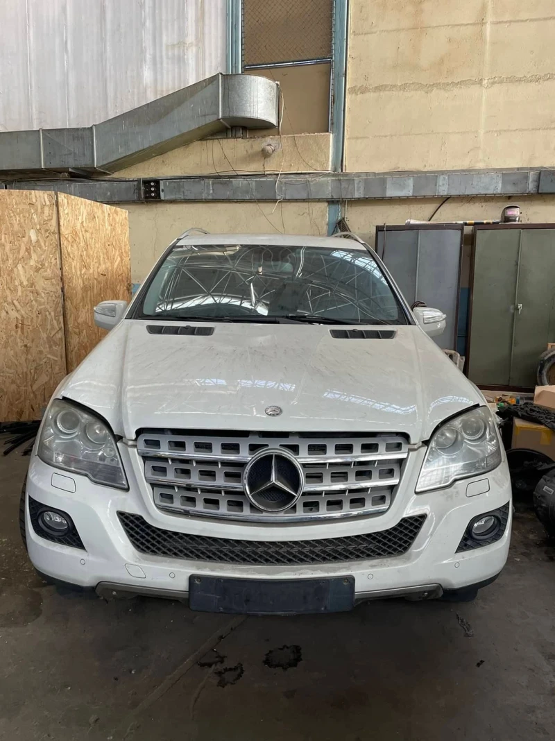 Mercedes-Benz ML 350 350cdi bluetec, снимка 1 - Автомобили и джипове - 47079764