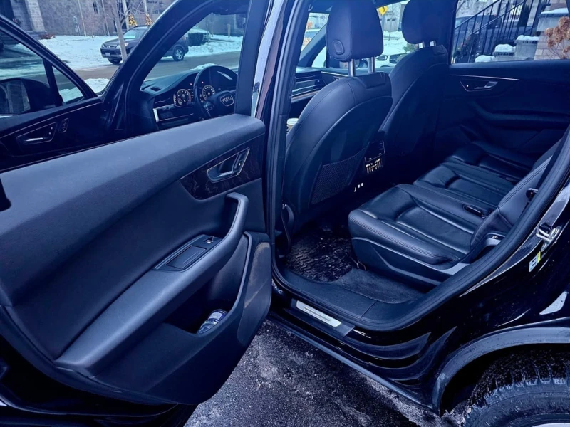 Audi Q7 * Progressiv * CARFAX * БЕЗ ПЪРВОНАЧАЛНА ВНОСКА, снимка 13 - Автомобили и джипове - 52816480