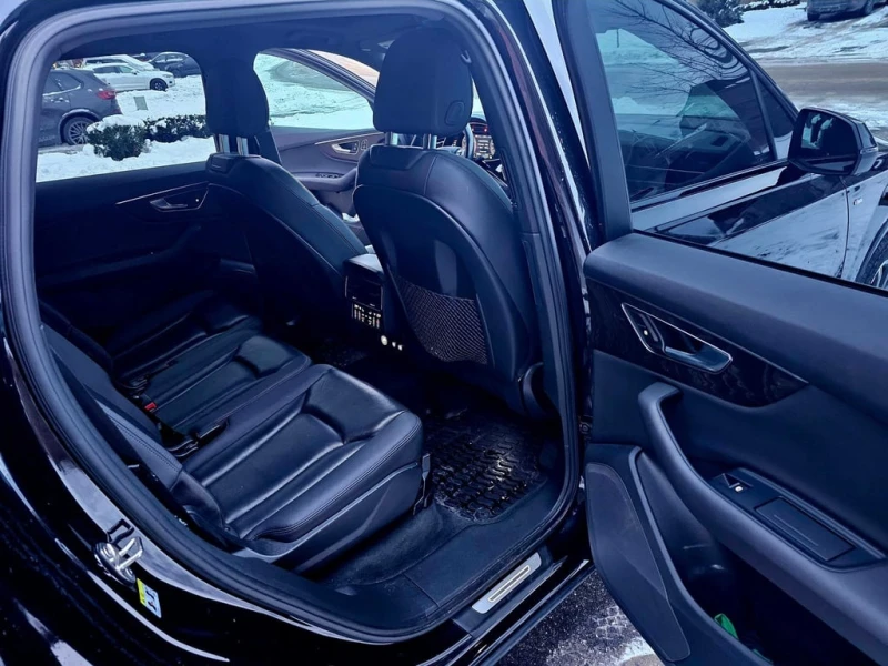 Audi Q7 * Progressiv * CARFAX * БЕЗ ПЪРВОНАЧАЛНА ВНОСКА, снимка 14 - Автомобили и джипове - 52816480
