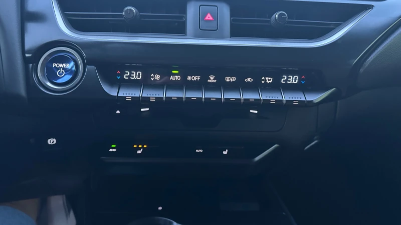 Lexus UX 250h Executive Plus Гаранция, снимка 15 - Автомобили и джипове - 52861358