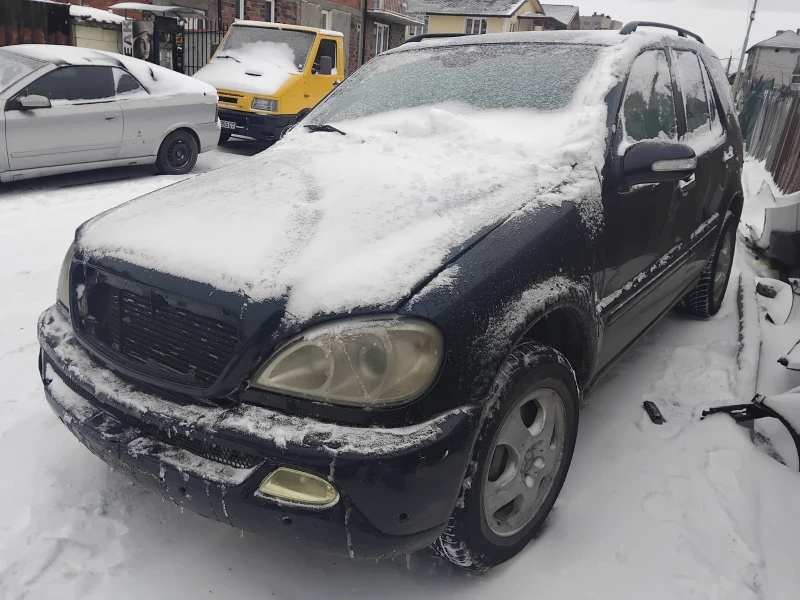 Mercedes-Benz ML 270, снимка 2 - Автомобили и джипове - 53323914