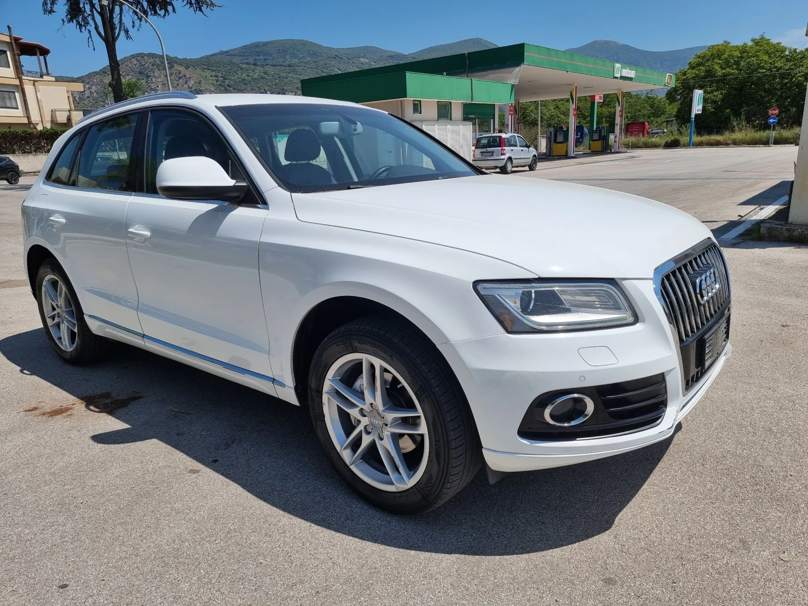 Audi Q5 Q5 Facelift 177ks 4х4 - изображение 2