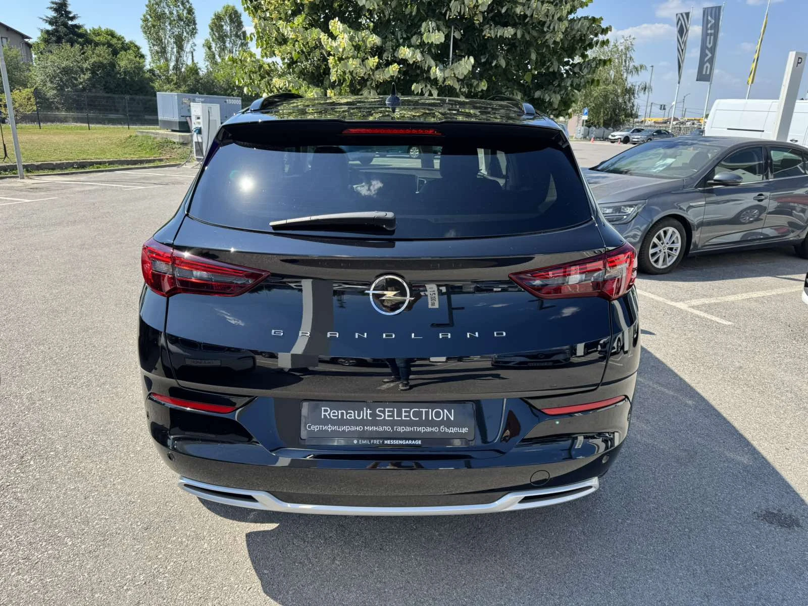 Opel Grandland X 1.2 Turbo - изображение 5