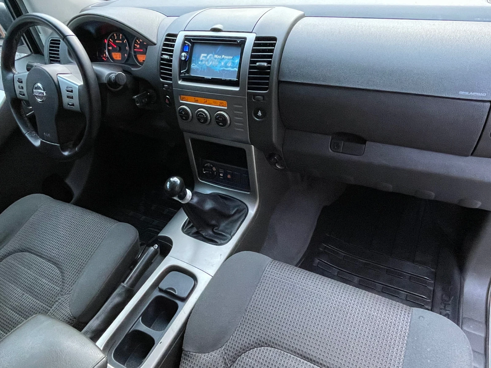 Nissan Pathfinder 2.5 4x4 MANUAL GEARBOX  - изображение 6
