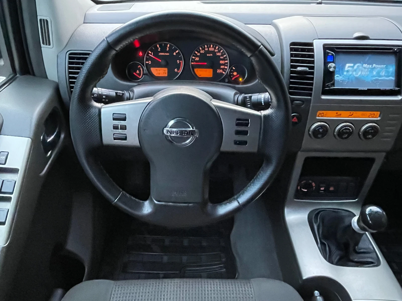 Nissan Pathfinder 2.5 4x4 MANUAL GEARBOX  - изображение 9