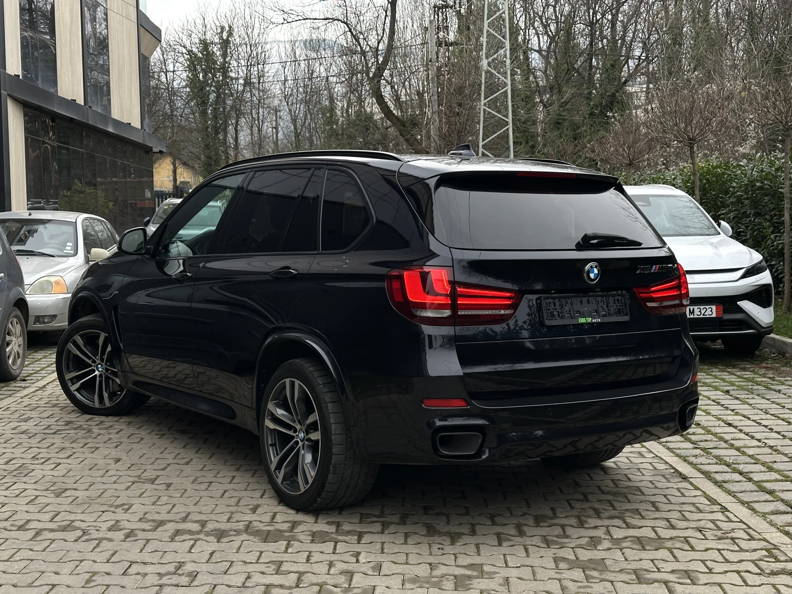 BMW X5 M 50d* HarmanKardon* M SPORT* Мъртва т.* 360 КАМЕР - изображение 8