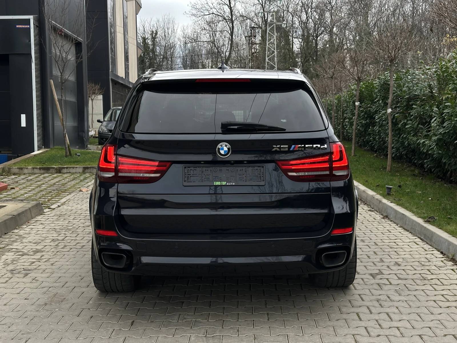 BMW X5 M 50d* HarmanKardon* M SPORT* Мъртва т.* 360 КАМЕР - изображение 7