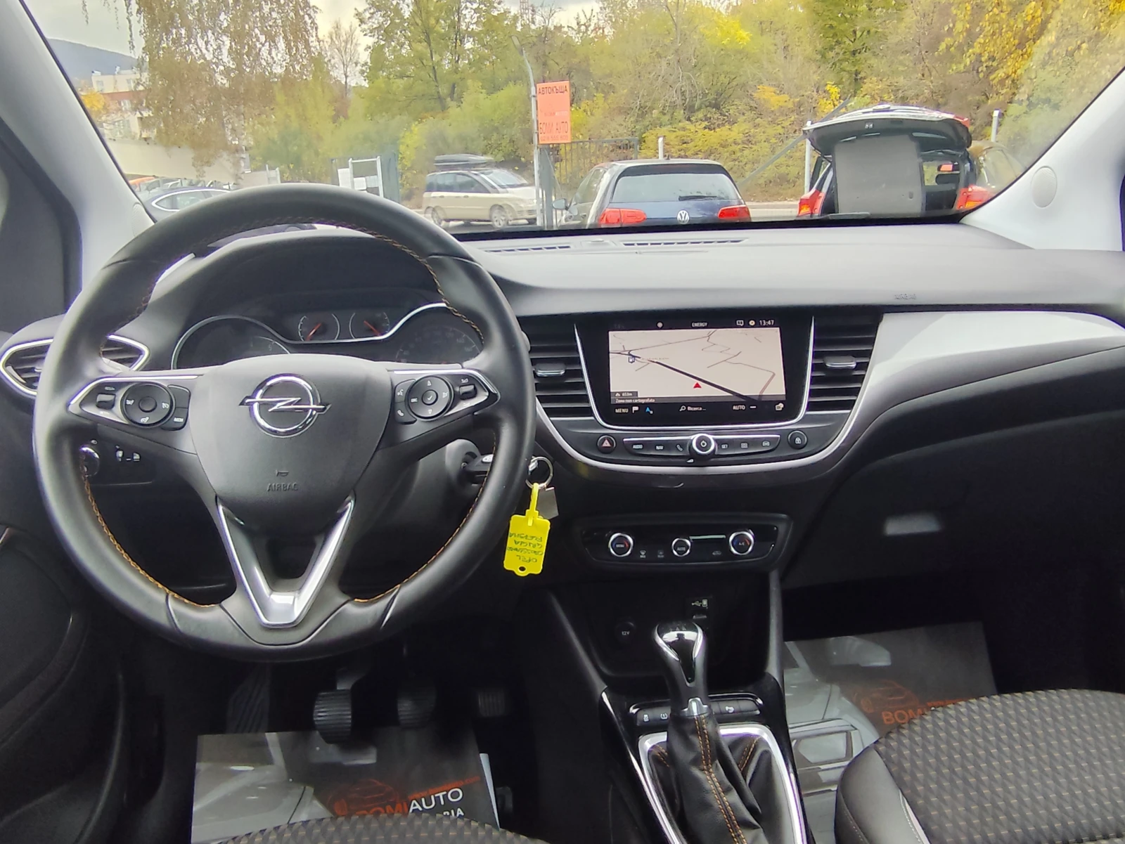 Opel Crossland X 1.2i/ГАЗ* LED* NAVI* КОЖА* EURO6B*  - изображение 8