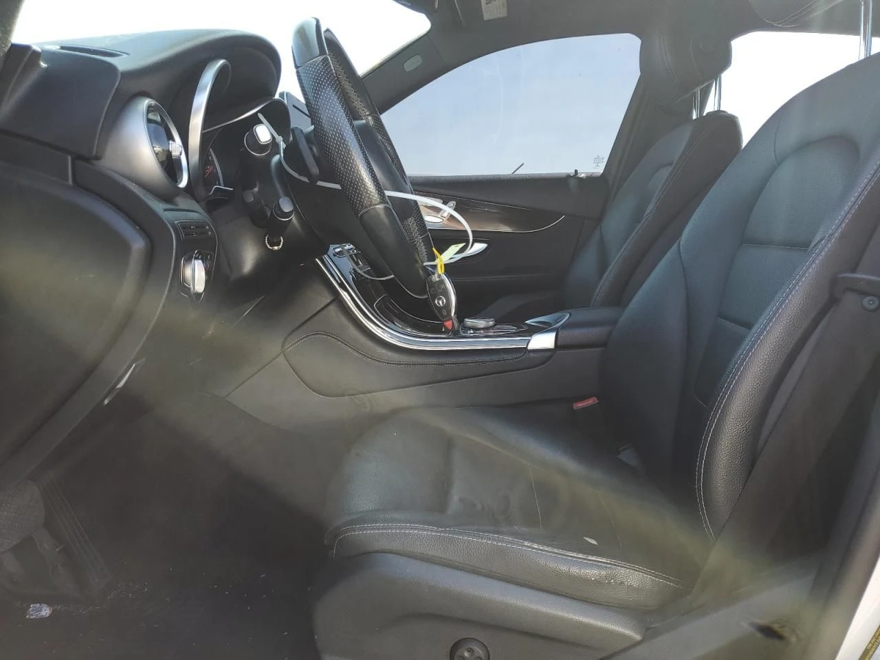 Mercedes-Benz GLC 300  - изображение 7