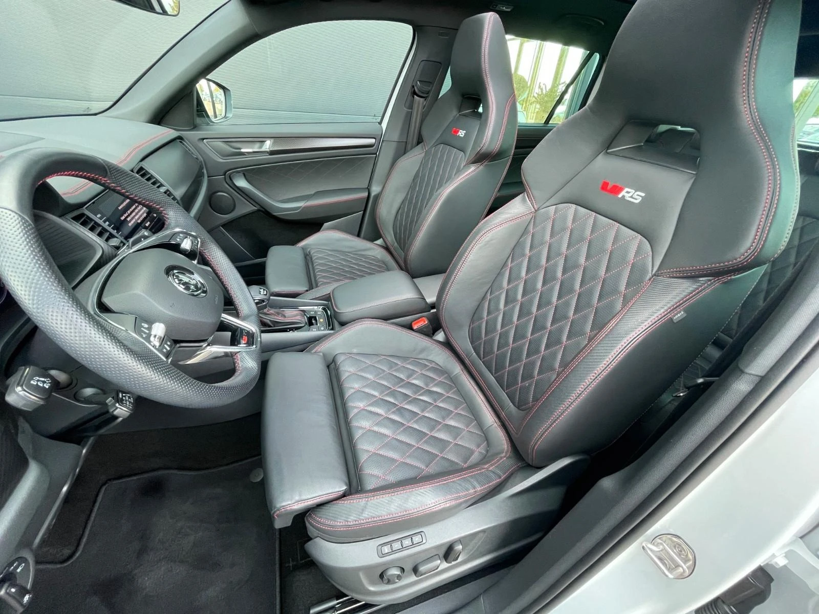 Skoda Kodiaq 2.0TSI* RS* 6+ 1* 4X4* DISTR* PANO* MEMORY* 360CAM - изображение 9