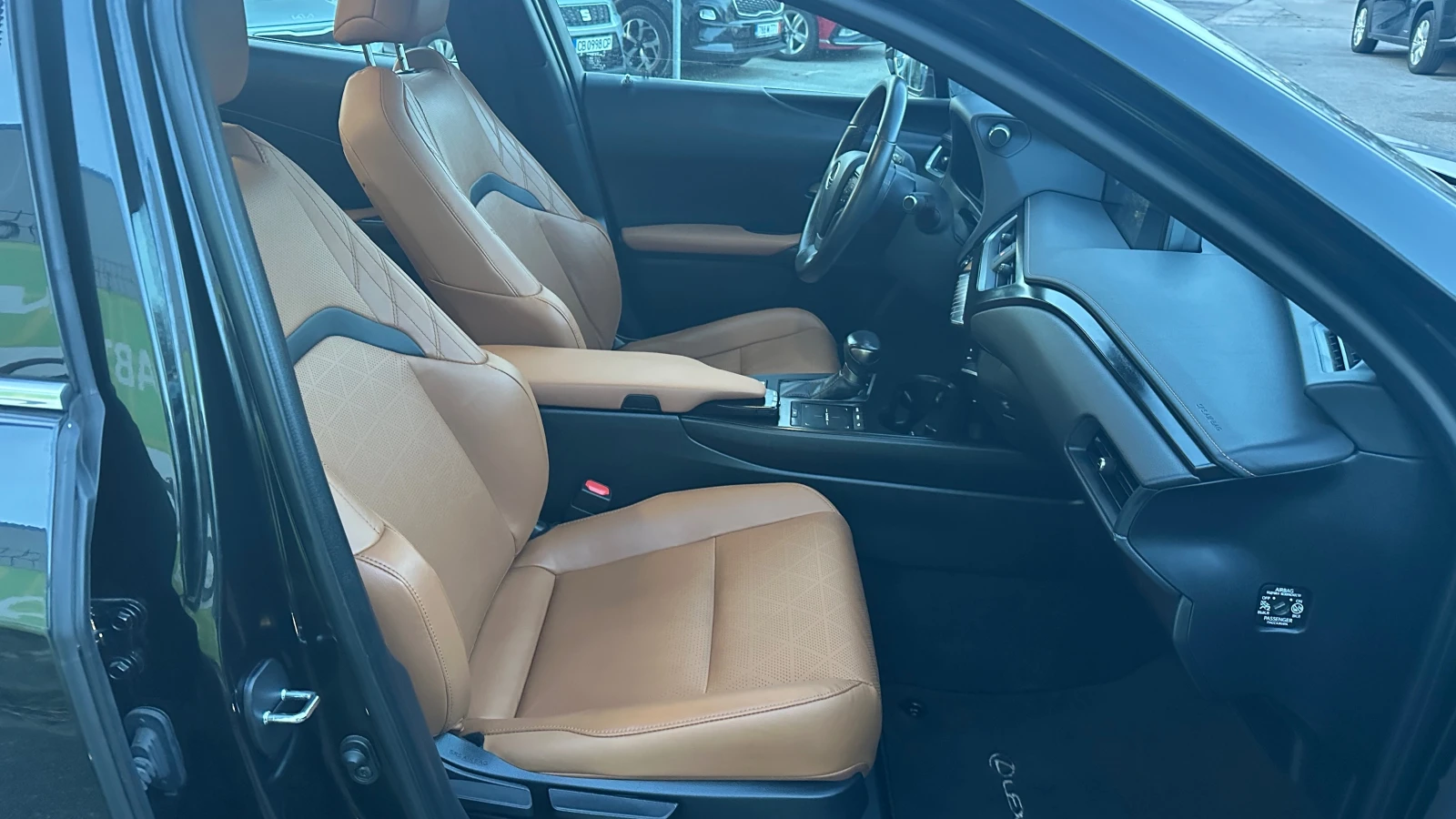 Lexus UX 250h Executive Plus �������� | Mobile.bg � ����������� 12