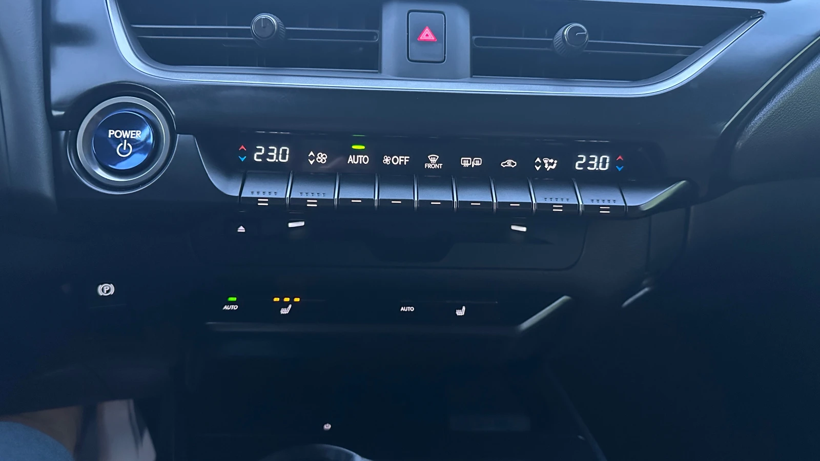 Lexus UX 250h Executive Plus �������� | Mobile.bg � ����������� 15