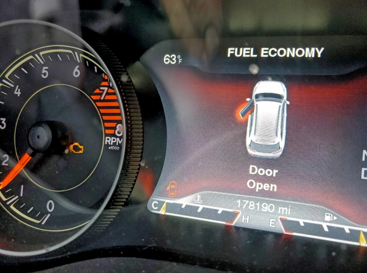 Jeep Cherokee 3.2 TRAILHAWK | Mobile.bg � ����������� 11