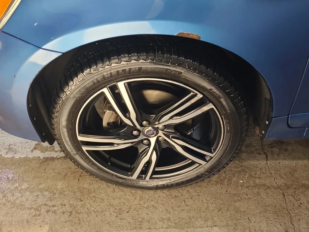 Volvo XC60 * R DESIGN * CARFAX * ЦЕНА ДО БГ - изображение 8