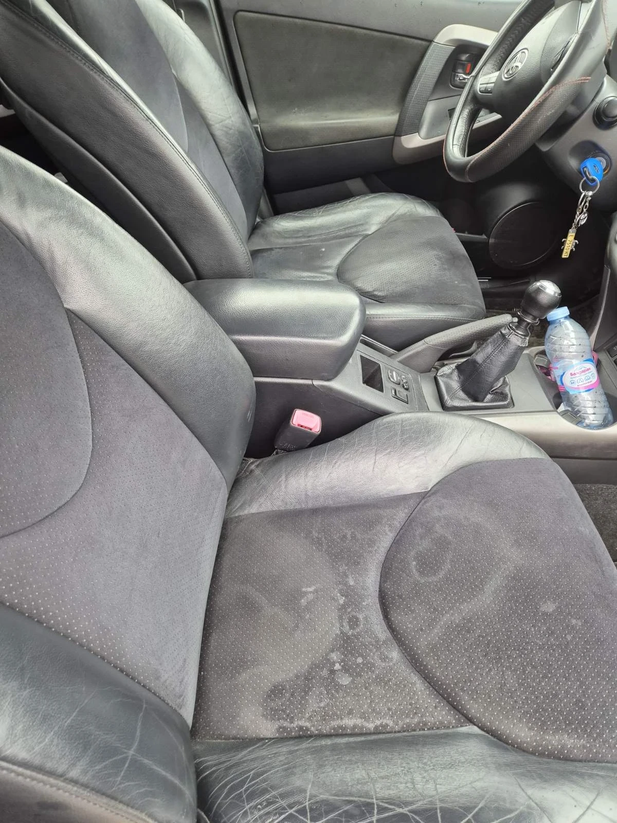 Toyota Rav4, снимка 6 - Автомобили и джипове - 54014027