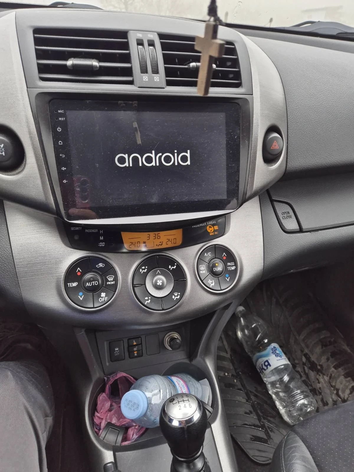 Toyota Rav4, снимка 10 - Автомобили и джипове - 54014027