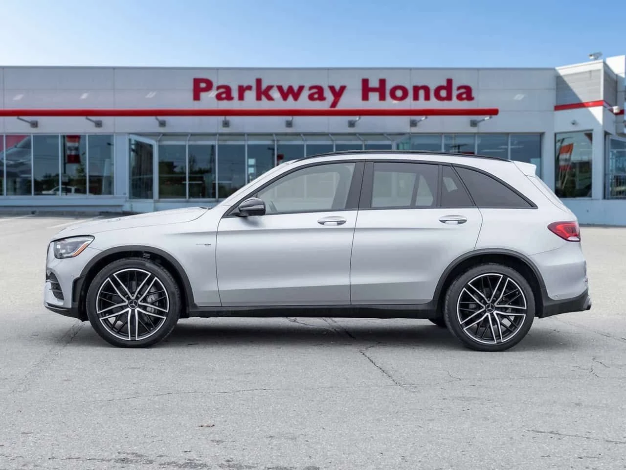 Mercedes-Benz GLC * AMG GLC43 * CARFAX * ЦЕНА ДО БГ, снимка 3 - Автомобили и джипове - 54388461