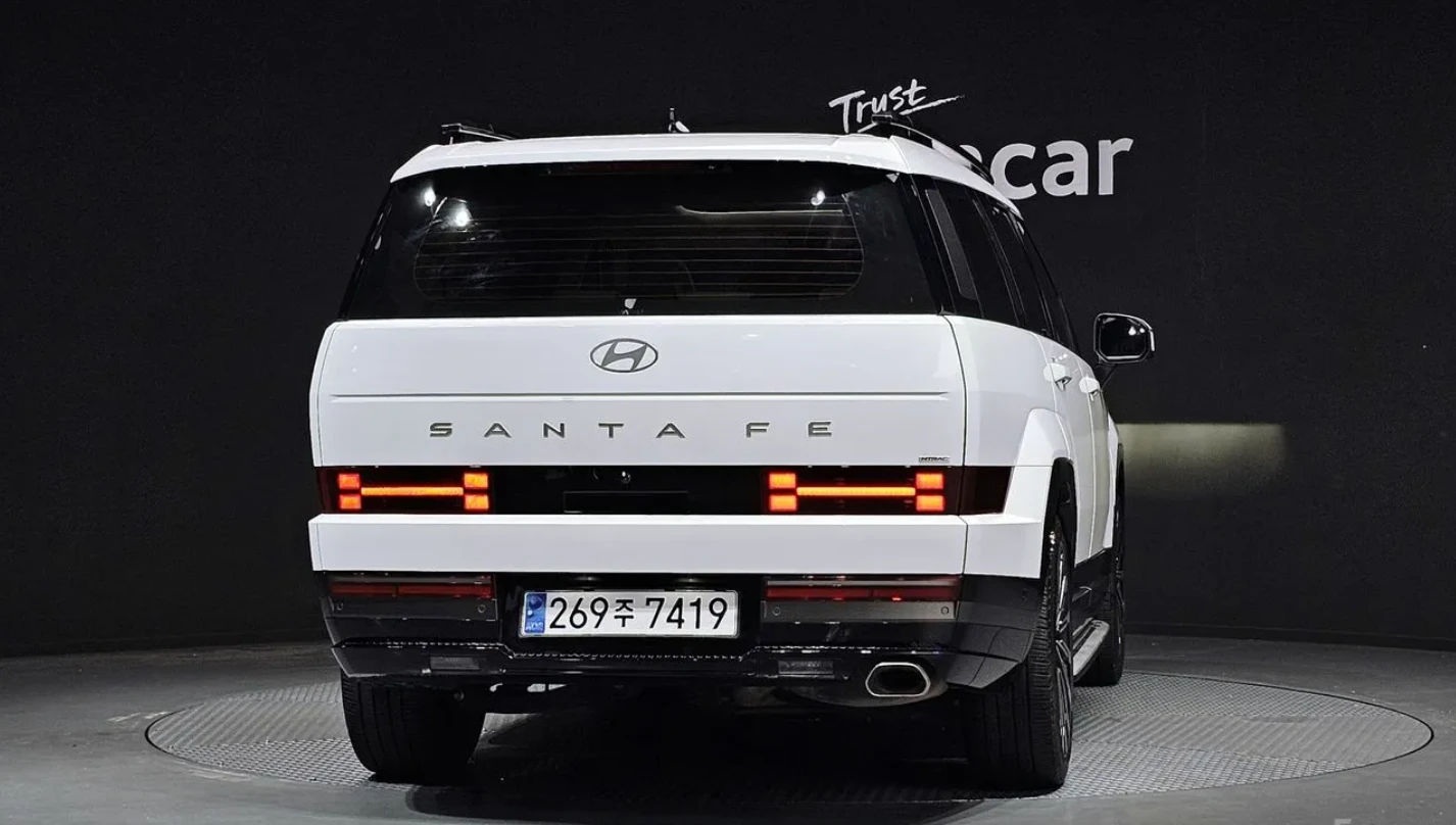 Hyundai Santa fe ULTIMATЕ CALIGRAPHY/ AIR PURIFIER/BOSE/PANO/360 CA, снимка 3 - Автомобили и джипове - 54782075