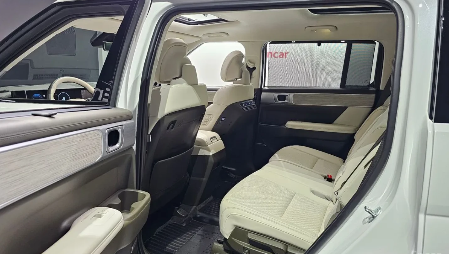 Hyundai Santa fe ULTIMATЕ CALIGRAPHY/ AIR PURIFIER/BOSE/PANO/360 CA, снимка 15 - Автомобили и джипове - 54782075