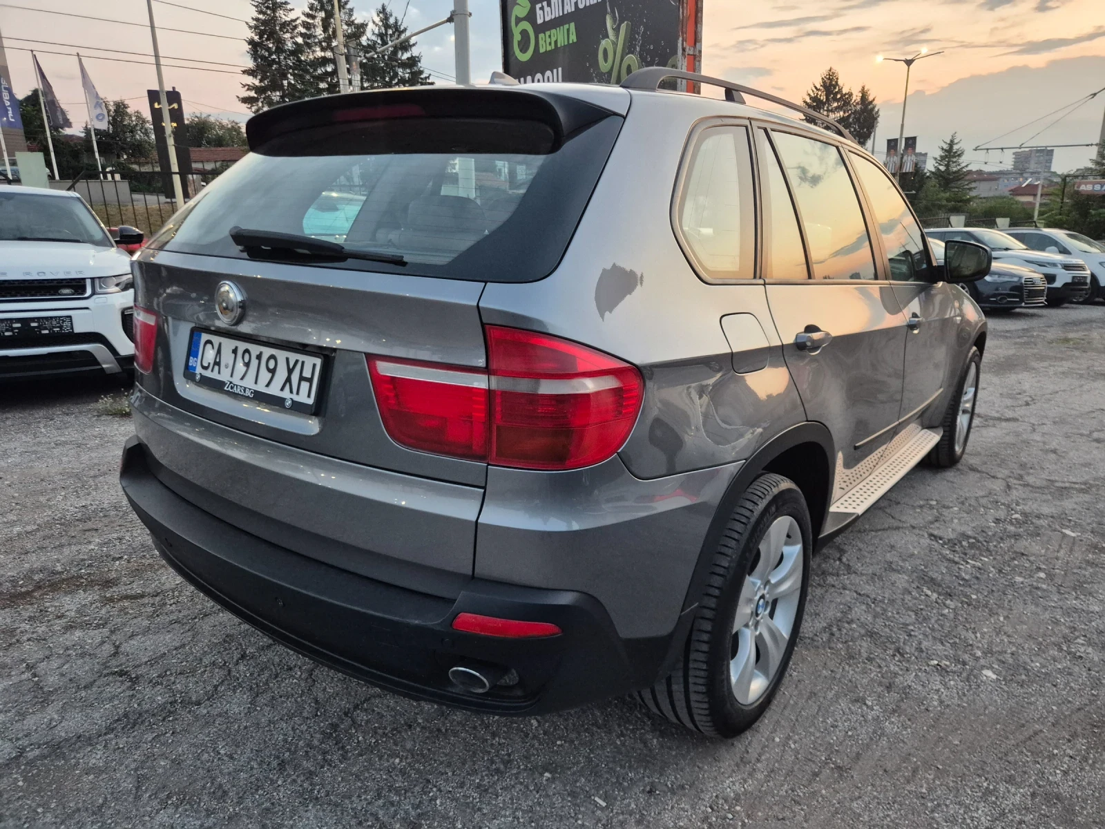 BMW X5 3.0SD* HUD* ОБДУХВАНЕ* ПОДГРЕВ* ПАНОРАМА* LOGIC7, снимка 4 - Автомобили и джипове - 55579108