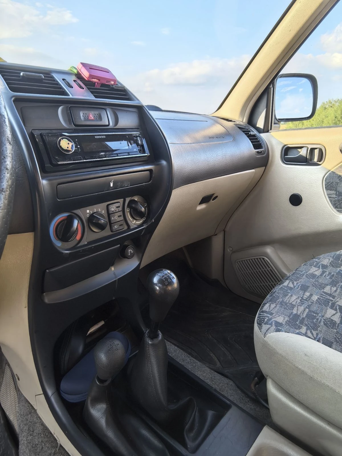 Nissan Terrano 2.7TD, снимка 9 - Автомобили и джипове - 55615487