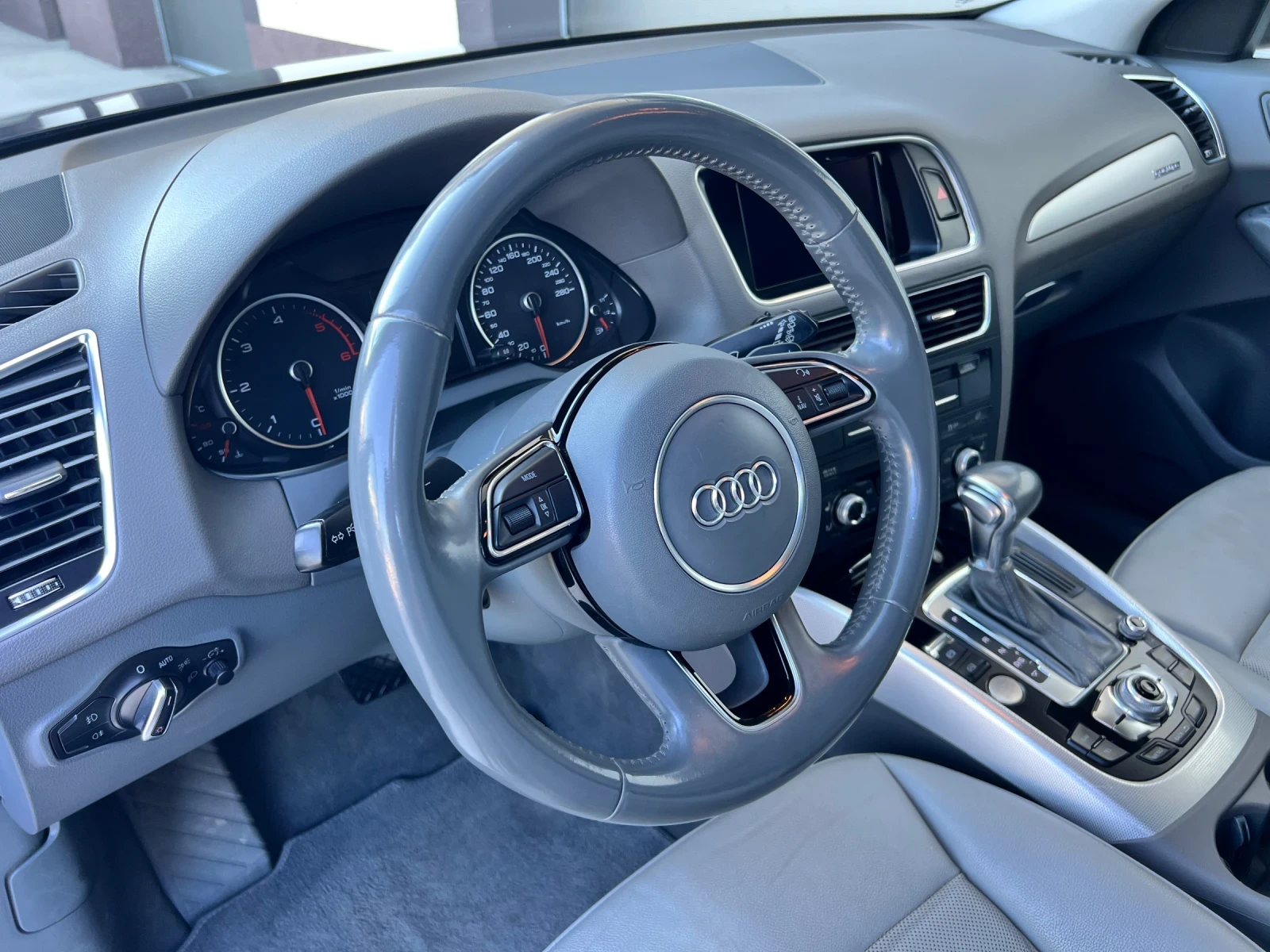 Audi Q5  3.0TDI/245/FACE/S-LINE/QUATTRO/NAVI/AUTOMATIC, снимка 4 - Автомобили и джипове - 55736551