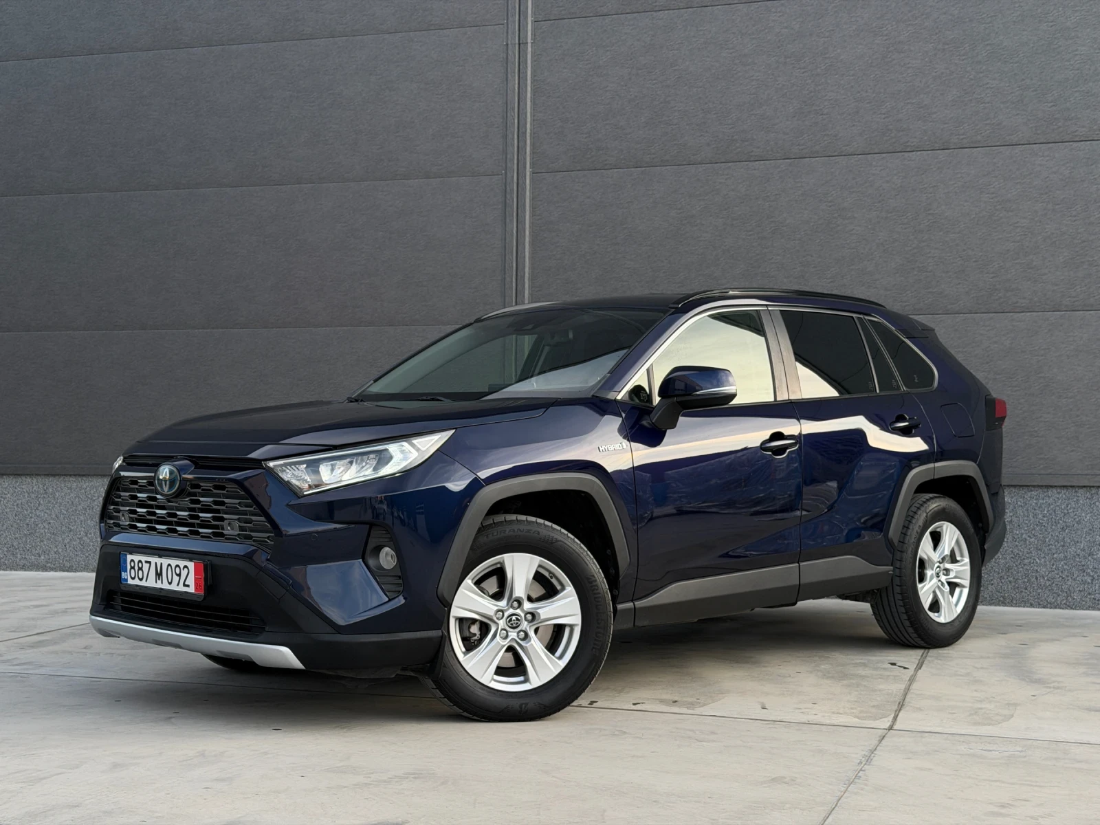 Toyota Rav4 Върнат от лизинг // ГАРАНЦИОННА до 2029г.