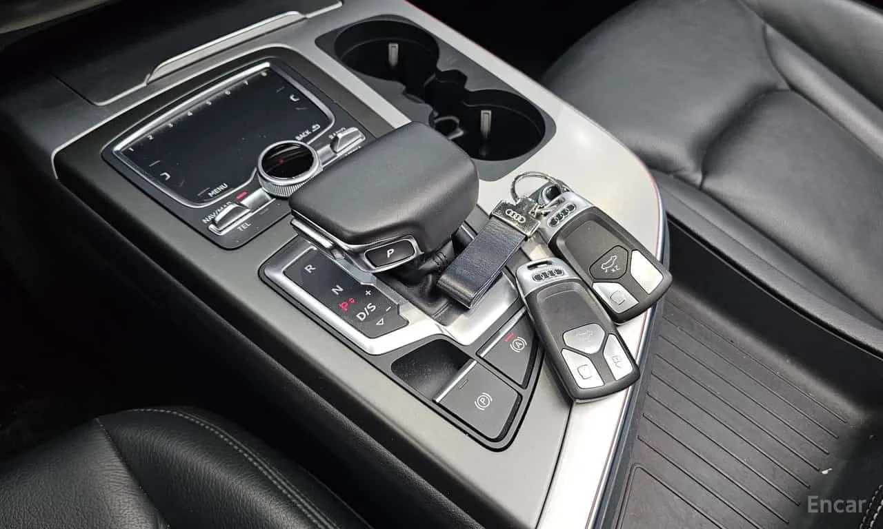 Audi Q7 * 45 TFSI Quattro * , снимка 9 - Автомобили и джипове - 56736616