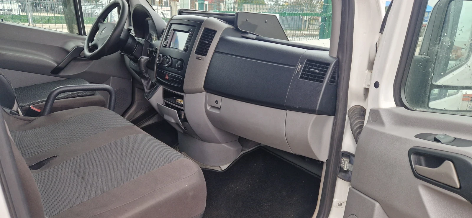 Mercedes-Benz Sprinter 318 3.0-184 kc. 4+ 1--M1 | Mobile.bg   9