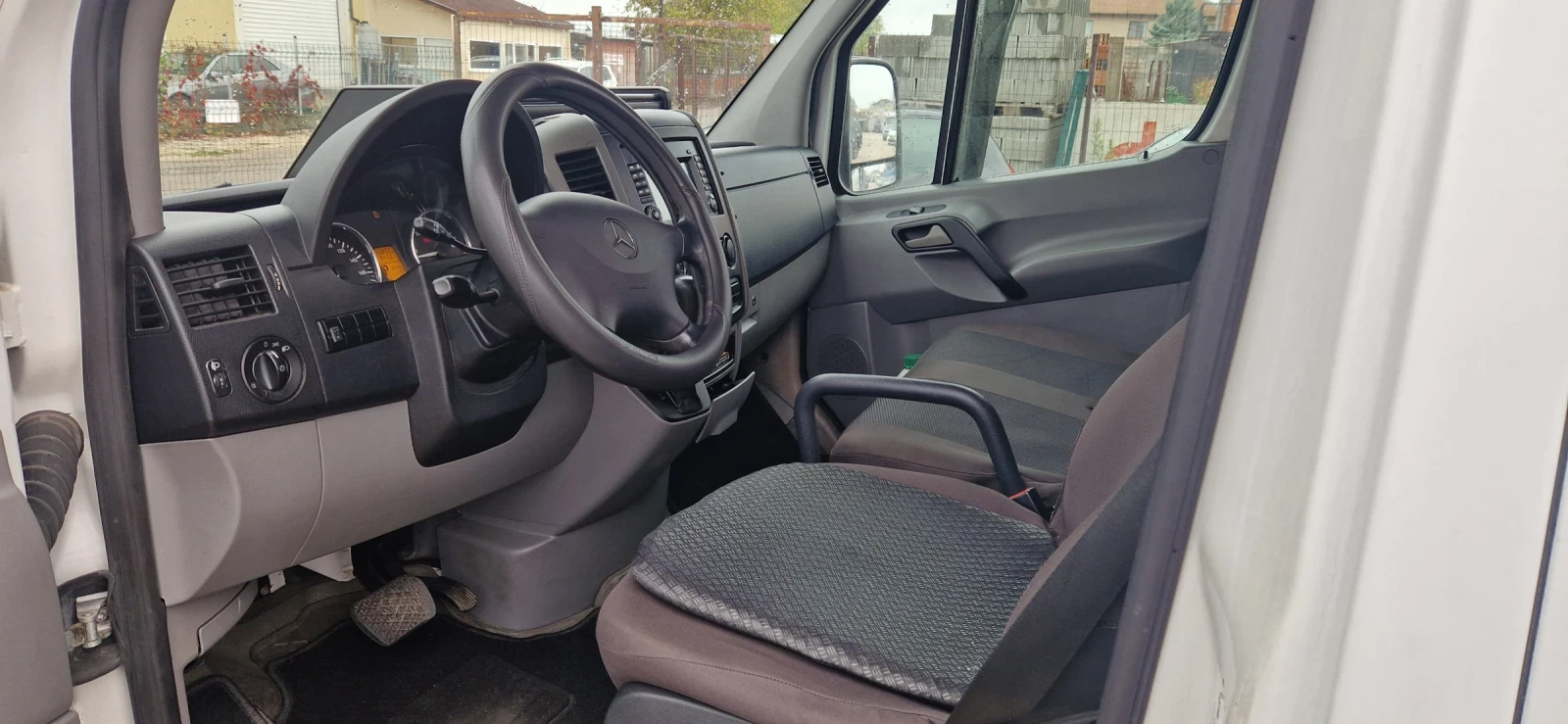 Mercedes-Benz Sprinter 318 3.0-184 kc. 4+ 1--M1 | Mobile.bg   8