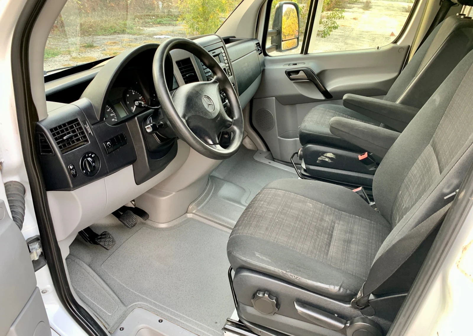 Mercedes-Benz Sprinter 4.30м. МЕЖДУОСИЕ* EURO 6* FACELIFT* ТОП СЪСТОЯНИЕ, снимка 12 - Бусове и автобуси - 54773675
