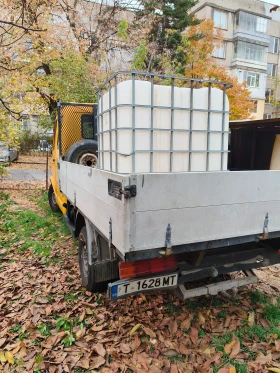 Mercedes-Benz 310, снимка 4