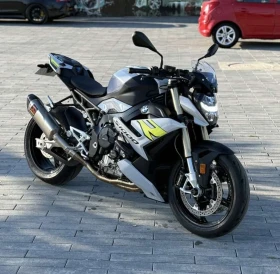  BMW S