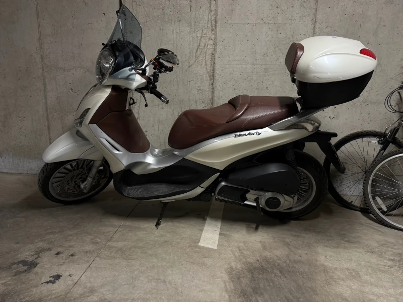 Piaggio Beverly 300 i, снимка 6 - Мотоциклети и мототехника - 52427379