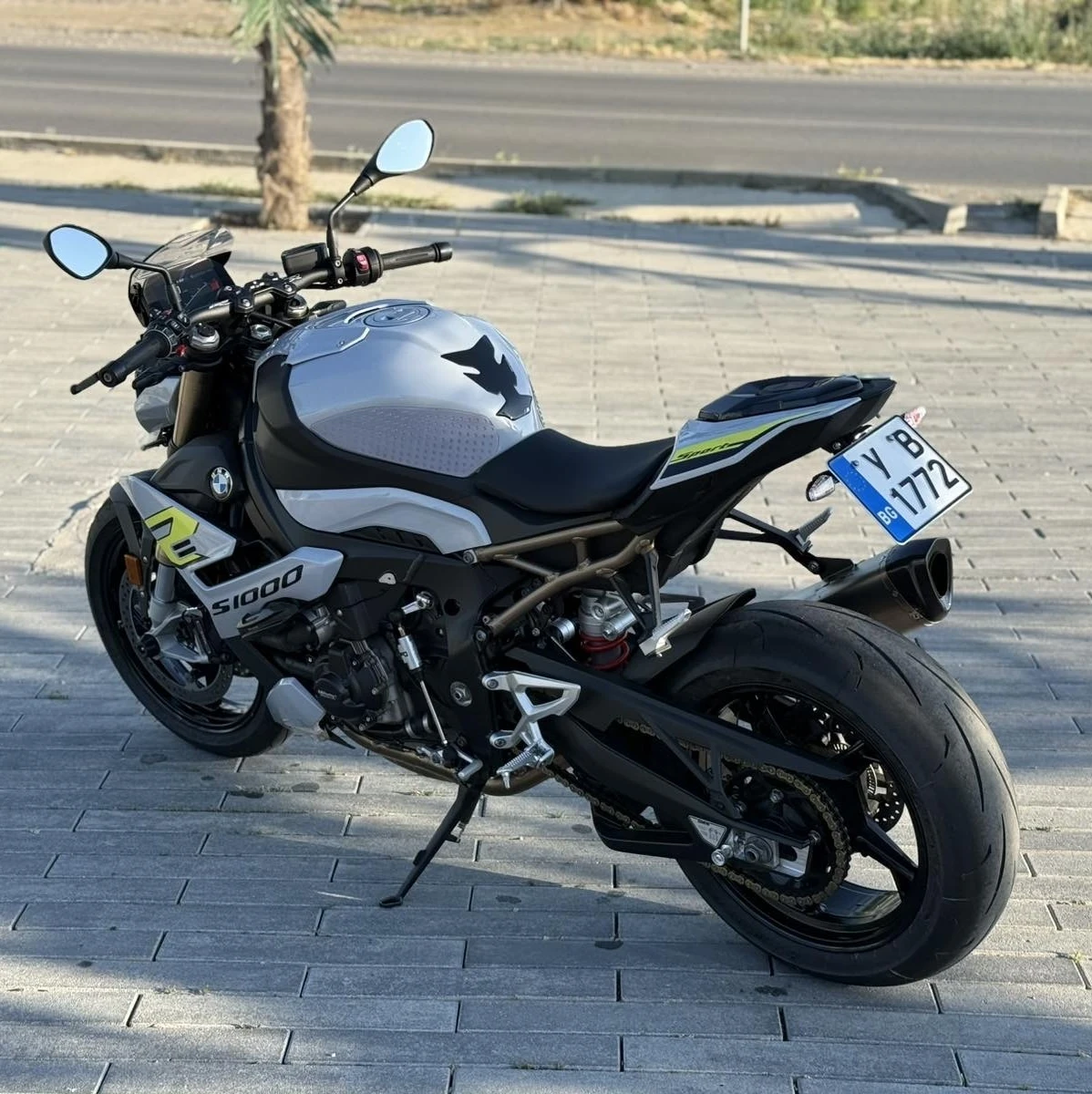 BMW S 1000 R FULL AKRAPOVIC RACING LINE - изображение 4