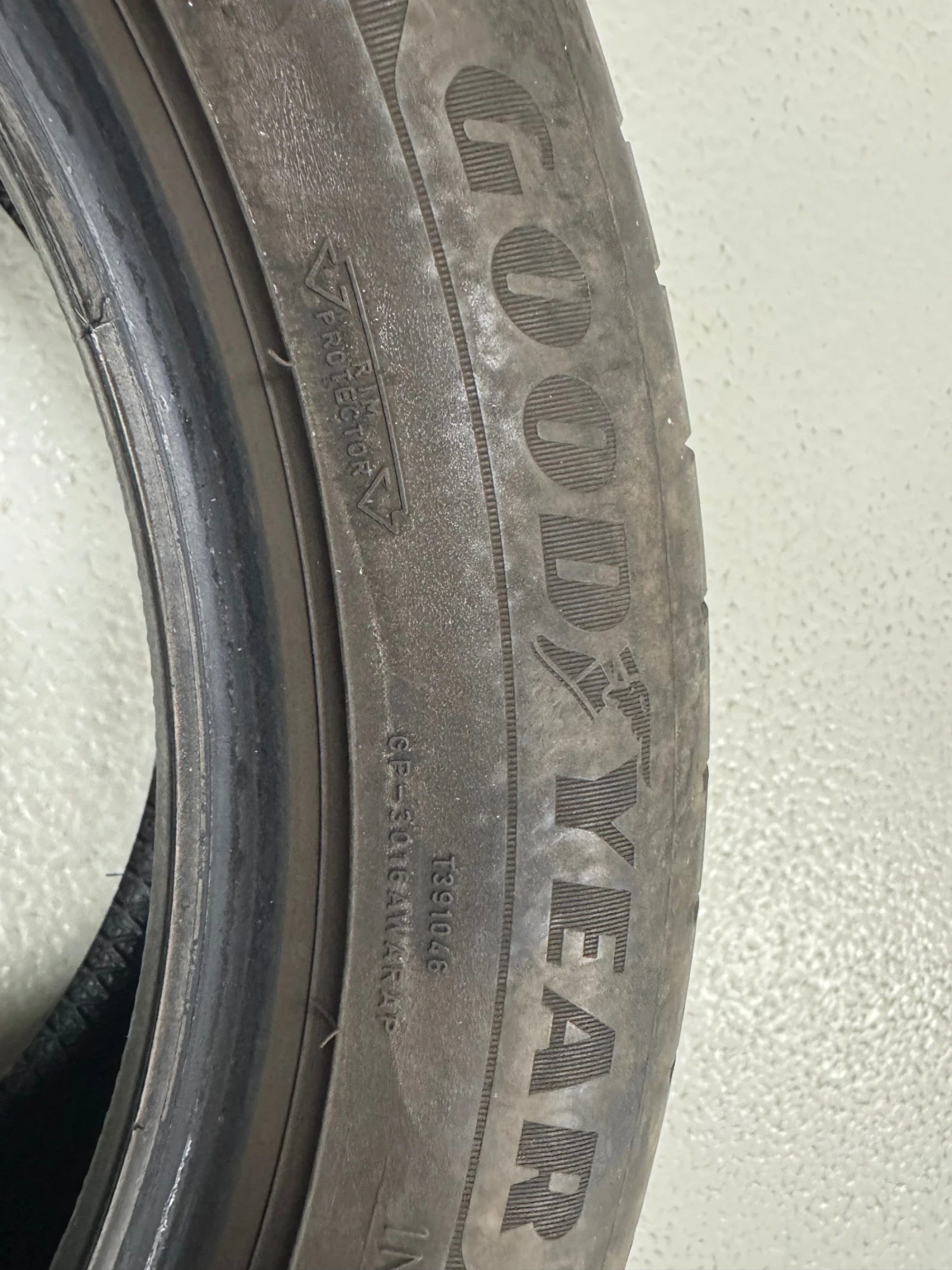 Гуми Летни 225/50R17, снимка 4 - Гуми и джанти - 54000627
