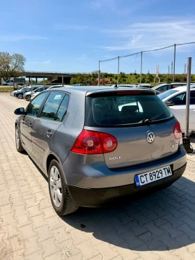 VW Golf Автоматик* 1.6* Клима* Обслужен* Бартер* Реален* , снимка 11