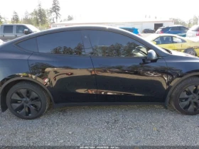Tesla Model Y * LONG RANGE* DUAL MOTOR* КОЖА* ПОДГРЕВ* ПАНОРАМА*, снимка 11